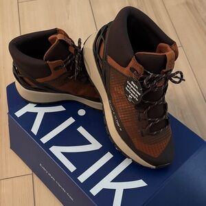 Kizik Women's Brown Lace Up Boots 9.5 wide width